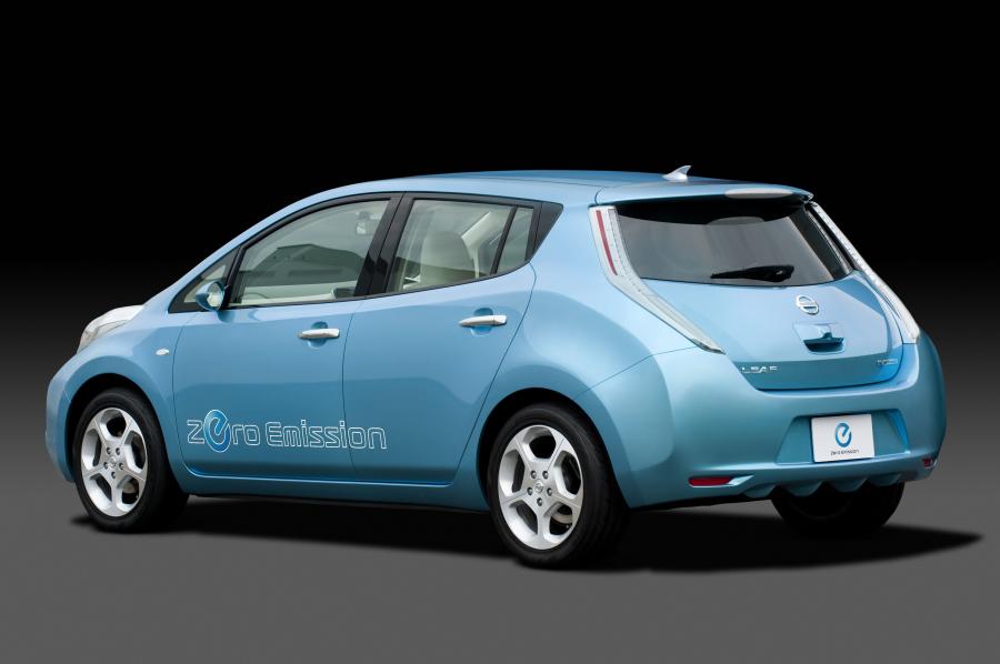  Nissan Leaf 2010 года  (фото 13 из 77)